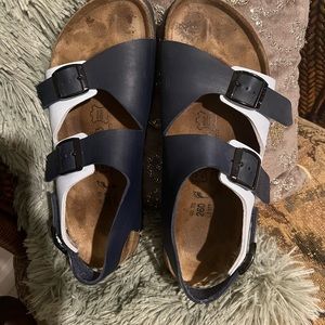 Birkenstock Birki’s Arizona Leather Sandals
